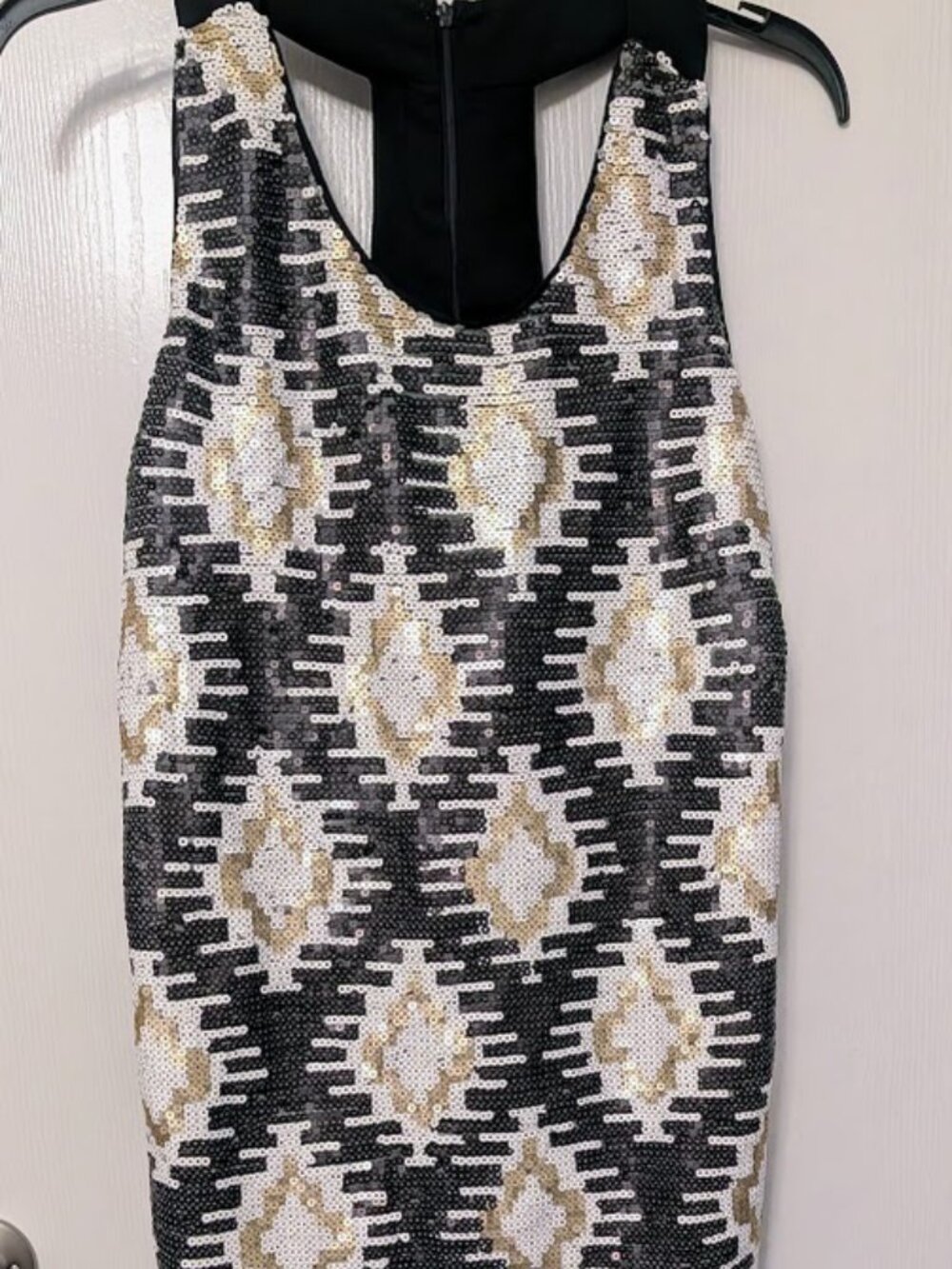 Skies Are Blue black, white and gold sequin cocktail dress Size S NWT